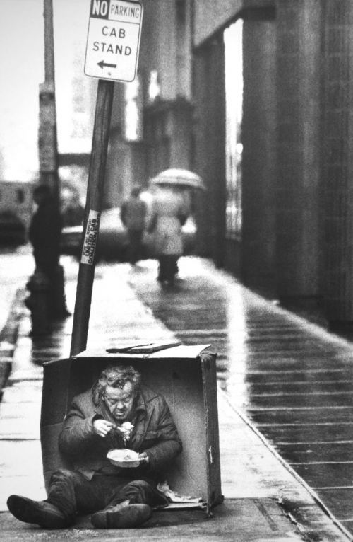 Filadelfiyada evsiz adam, 1986-cı il