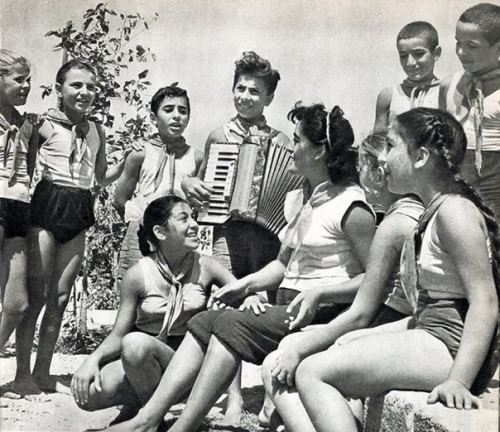 Uşaqlar, Bakı, 1964-cü il