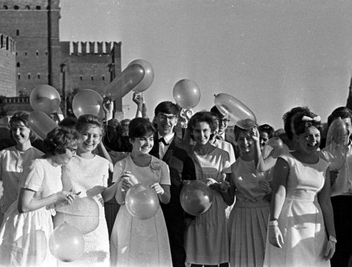 Məzunlar, Moskva. Yay, 1962-ci il