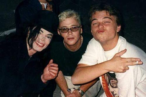 Maykl Cekson, Kevin Konnolli və Leonardo DiKaprio, 1998-ci il