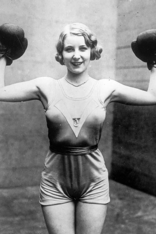 İrlandiyalı Elsi Konnor, boks üzrə çempion, Nyu-York, 1931-ci il