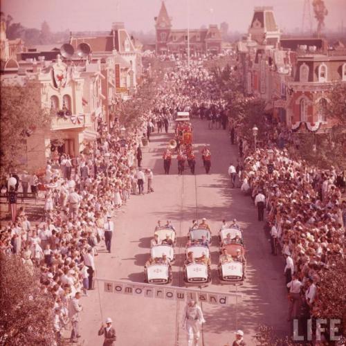 Disneyləndin açılış günü, 1955-ci il