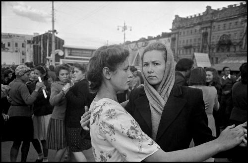 Moskvanın 800 illiyinin bayram edilməsi. Kişilər müharibədən qayıtmayıblar, 1947-ci il