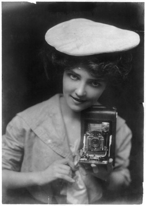 Qız və onun Kodak'ı, 1909-cu il