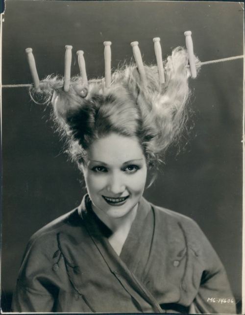 Saçların qurudulması, 1920-ci illər