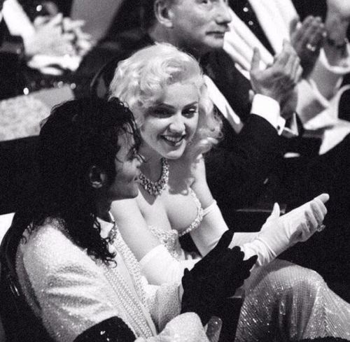 "Oskar" mükafatının verilməsində Maykl Cekson və Madonna, 1991-ci il