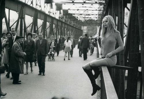 Diqqət çəkən hərəkətlər. Paris, 1967-ci il