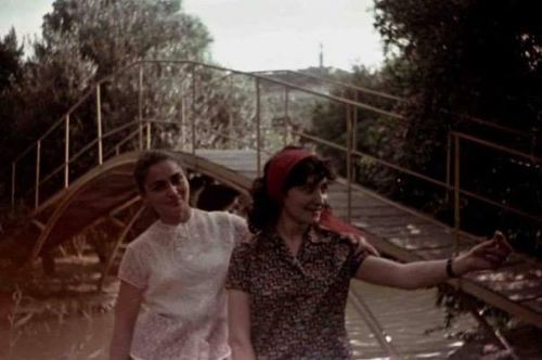 Qızlar bulvardakı "Venesiya"da, Bakı, 1967-ci il
