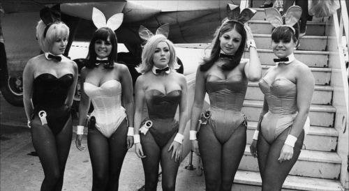 İngilis Playboy "dovşan"ları ABŞ-da təcrübə keçirlər, 1965-ci il