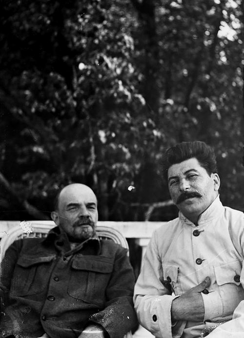 Vladimir Lenin və İosif Stalin birlikdə, 1922-ci il