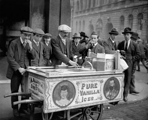 Dondurma satıcısı, London, 1921-ci il