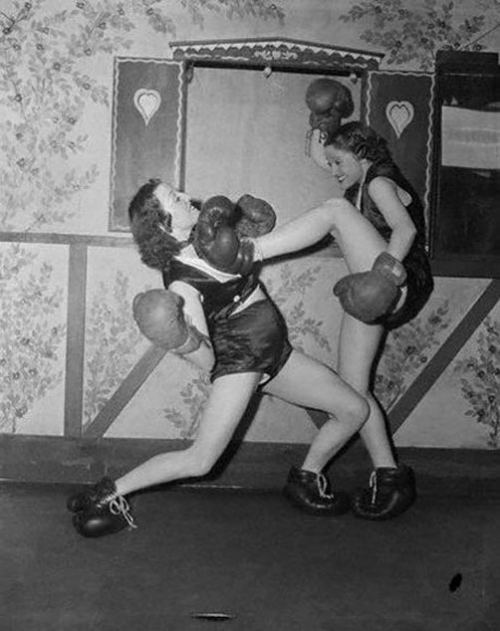Amerika barında qadın döyüşləri, 1938-ci il