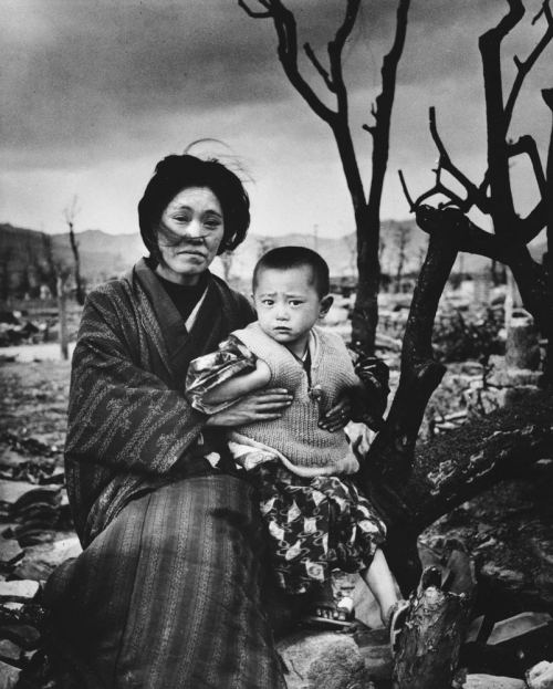 Atom partlayışından dörd ay sonra, Hiroşima, Yaponiya. 1945-ci il