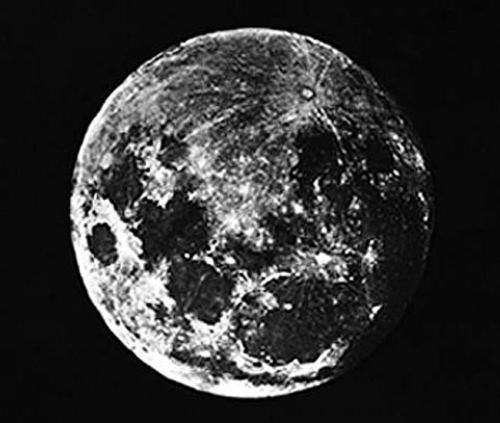 Ayın ilk fotosu, 1839-cu il