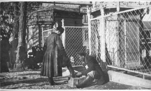 Ayaqqabı təmizləyən, Bakı, 1912-ci il