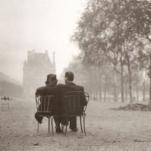 Tyuilri bağı. Paris, 1945-ci il