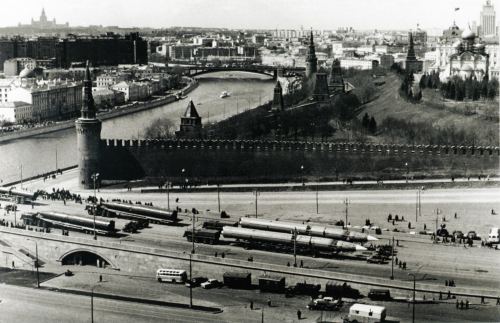Paraddan sonra. Moskva, 1964-cü il