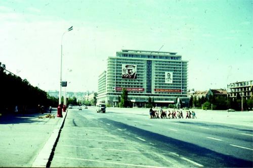 Azadlıq meydanı, Bakı, 1975-ci il