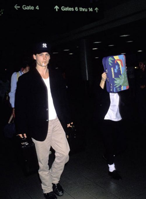 Conni Depp. Los-Anceles, 1990-cı il