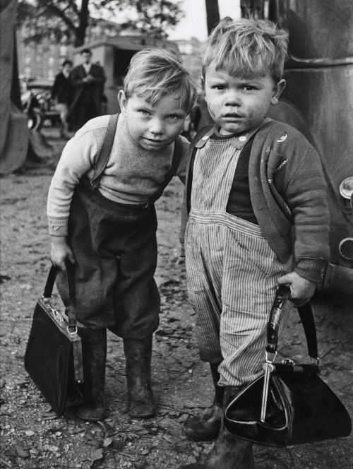 Parisdə iki oğlan, 1962-ci il