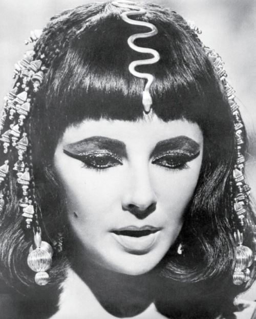 Elizabet Teylor Kleopatra rolunda, 1963-cü il