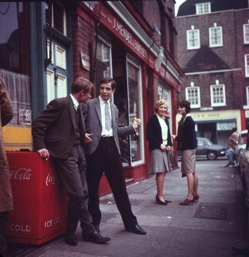 London küçələrində eşqbazlıq, 1960-cı illər