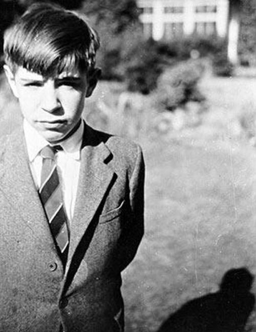 Stiven Hokinq 12 yaşında, 1954-cü il