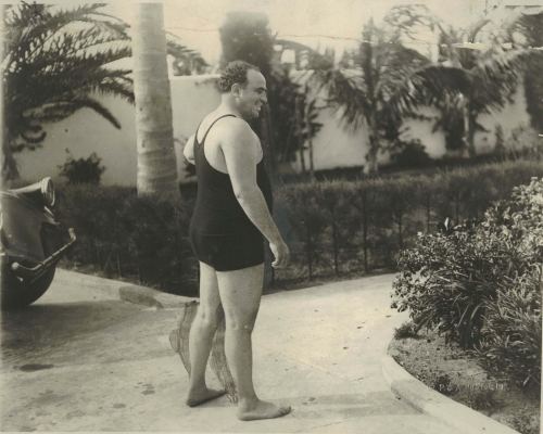 Al Kapone çimərlik geyimində, 1929-cu il