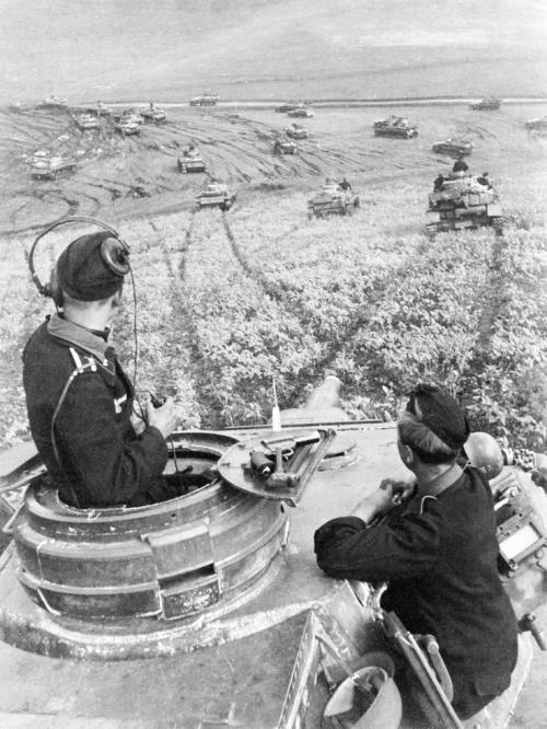 Alman tanklarının Stalinqrada hücumu, 1942-ci il