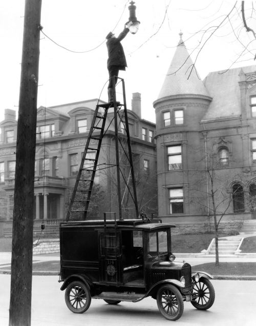 Elektrikçi, 1920-ci illər