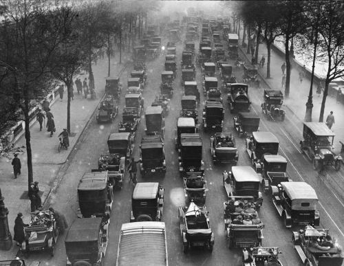 Londonda pik saatlar. Böyük Britaniya, 1926-cı il