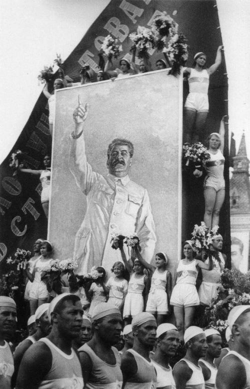 Stalin idmançıların ən yaxşı dostu, Moskva, 1935-ci il